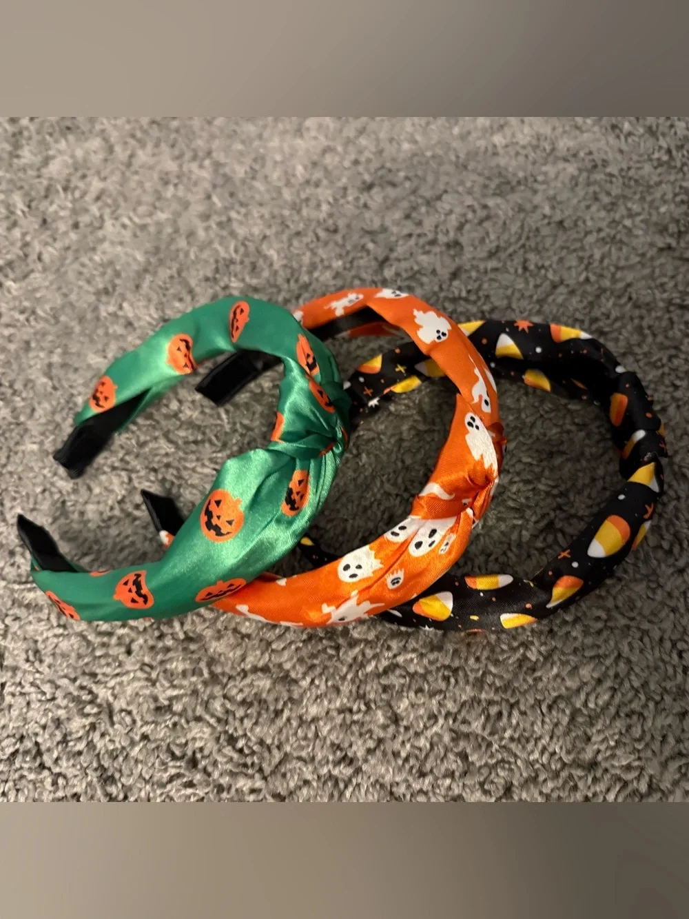 N/A three festive